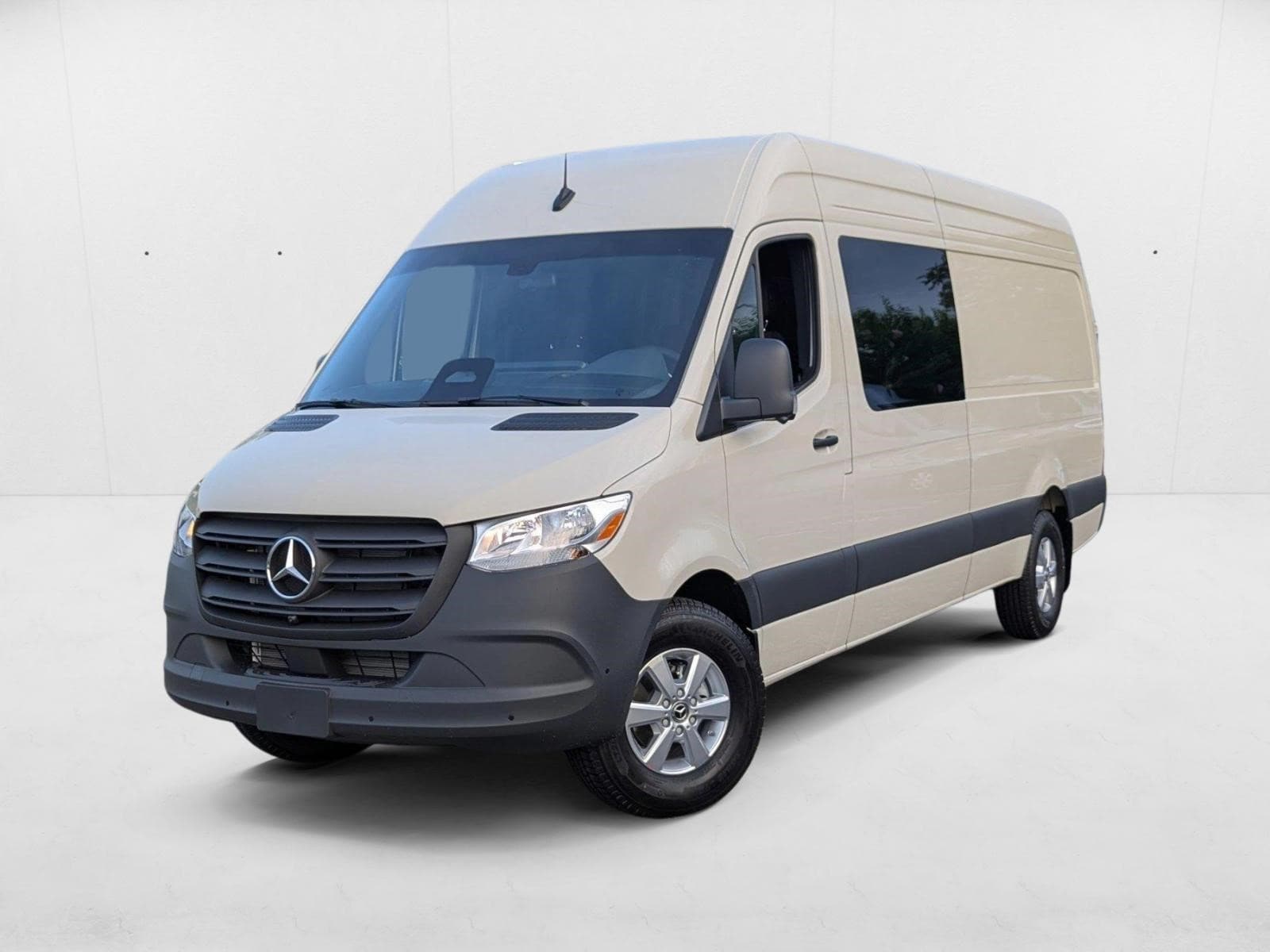2025 Mercedes-Benz Sprinter Crew Van Base's photo