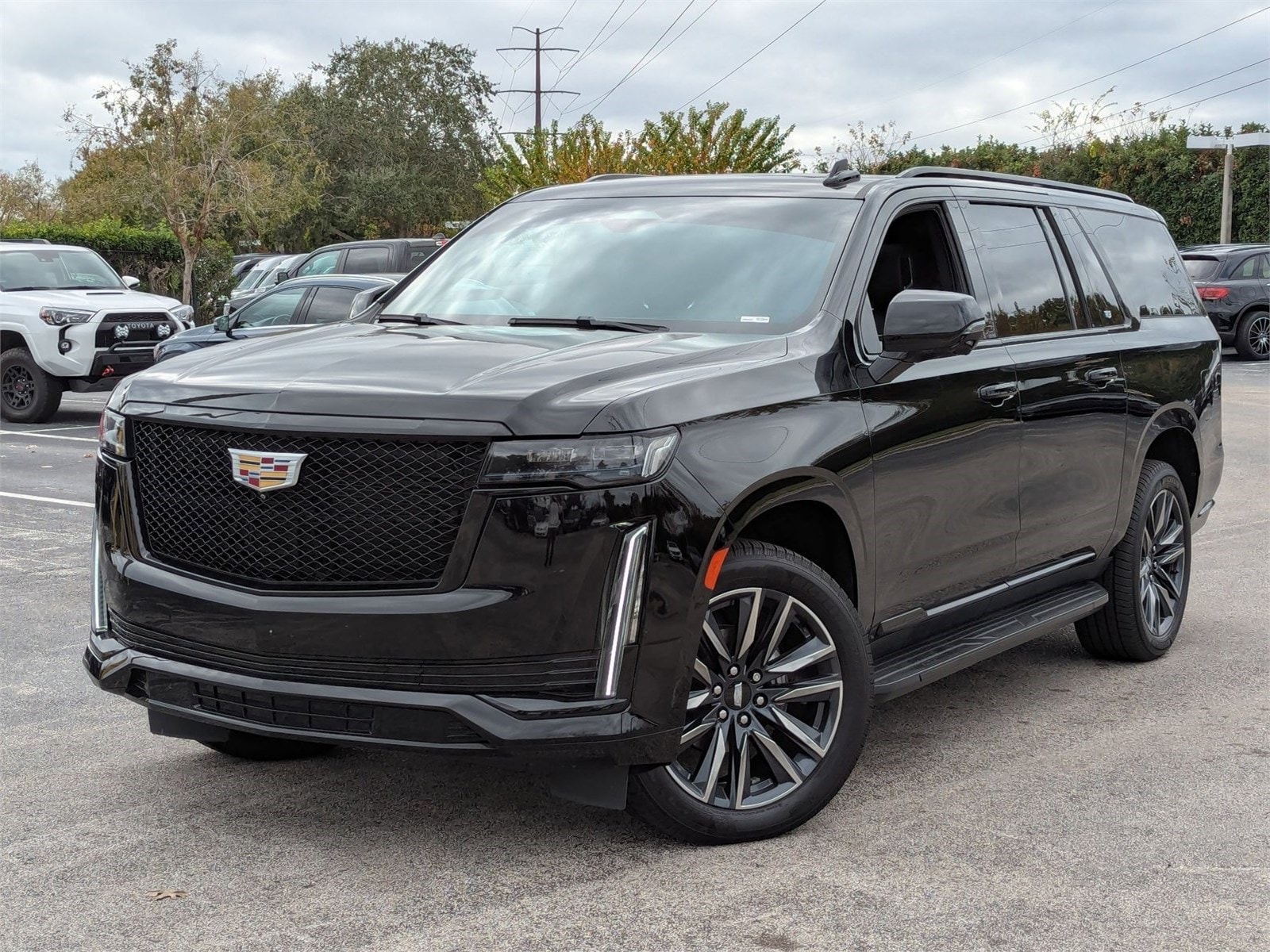 2022 Cadillac Escalade ESV Sport's photo