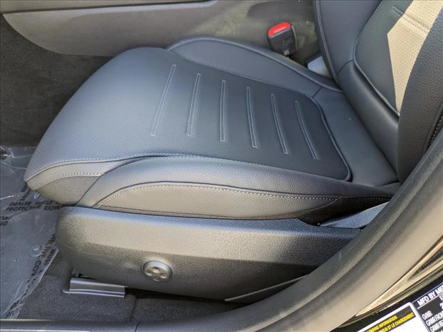 2024 Mercedes Benz C 300 Sedan photo 4