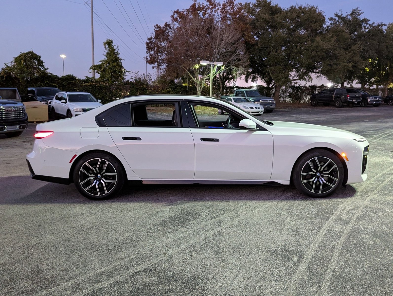 2025 Bmw 740i xDrive photo 4