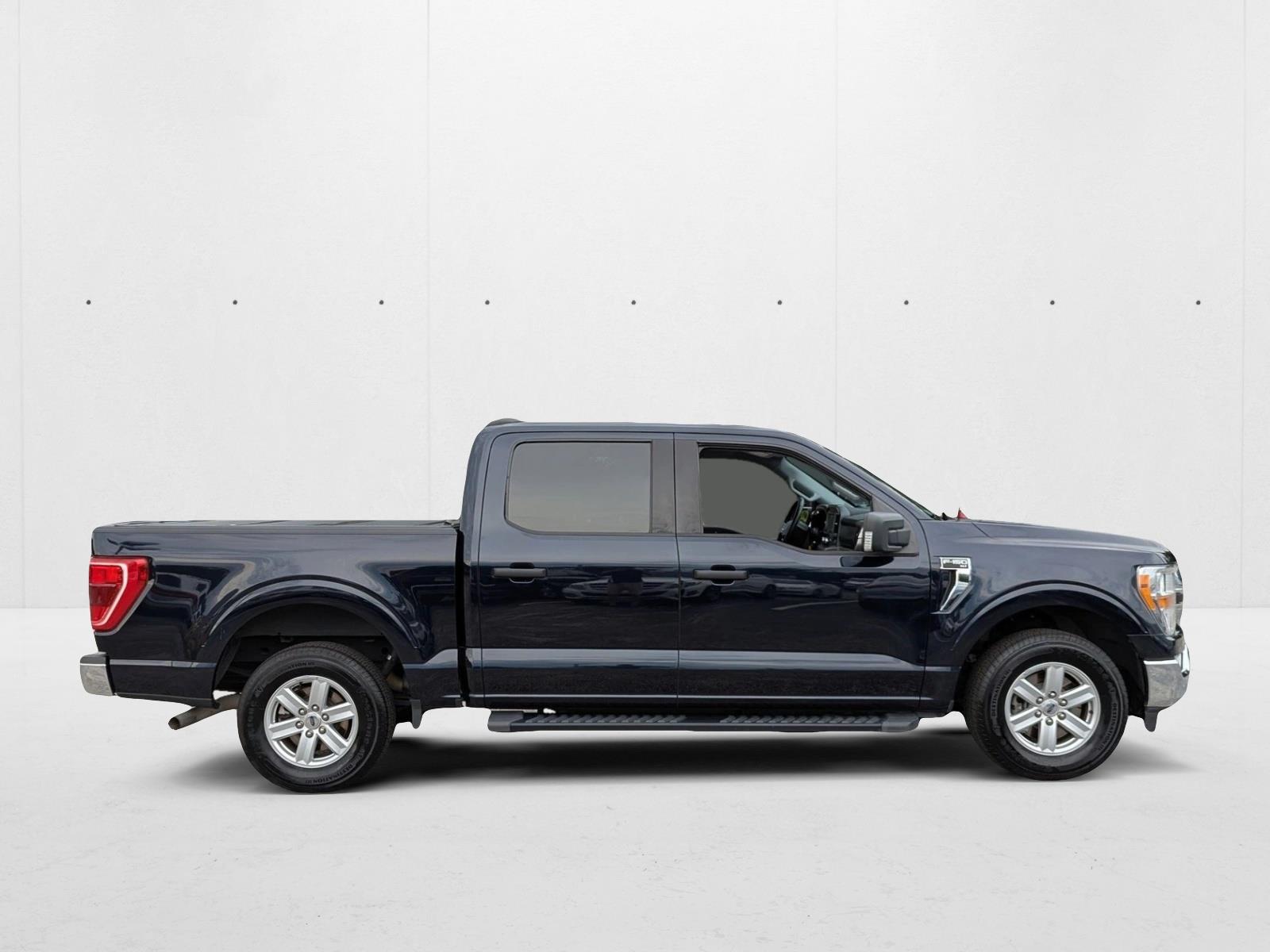 2021 Ford F-150 XLT photo 4
