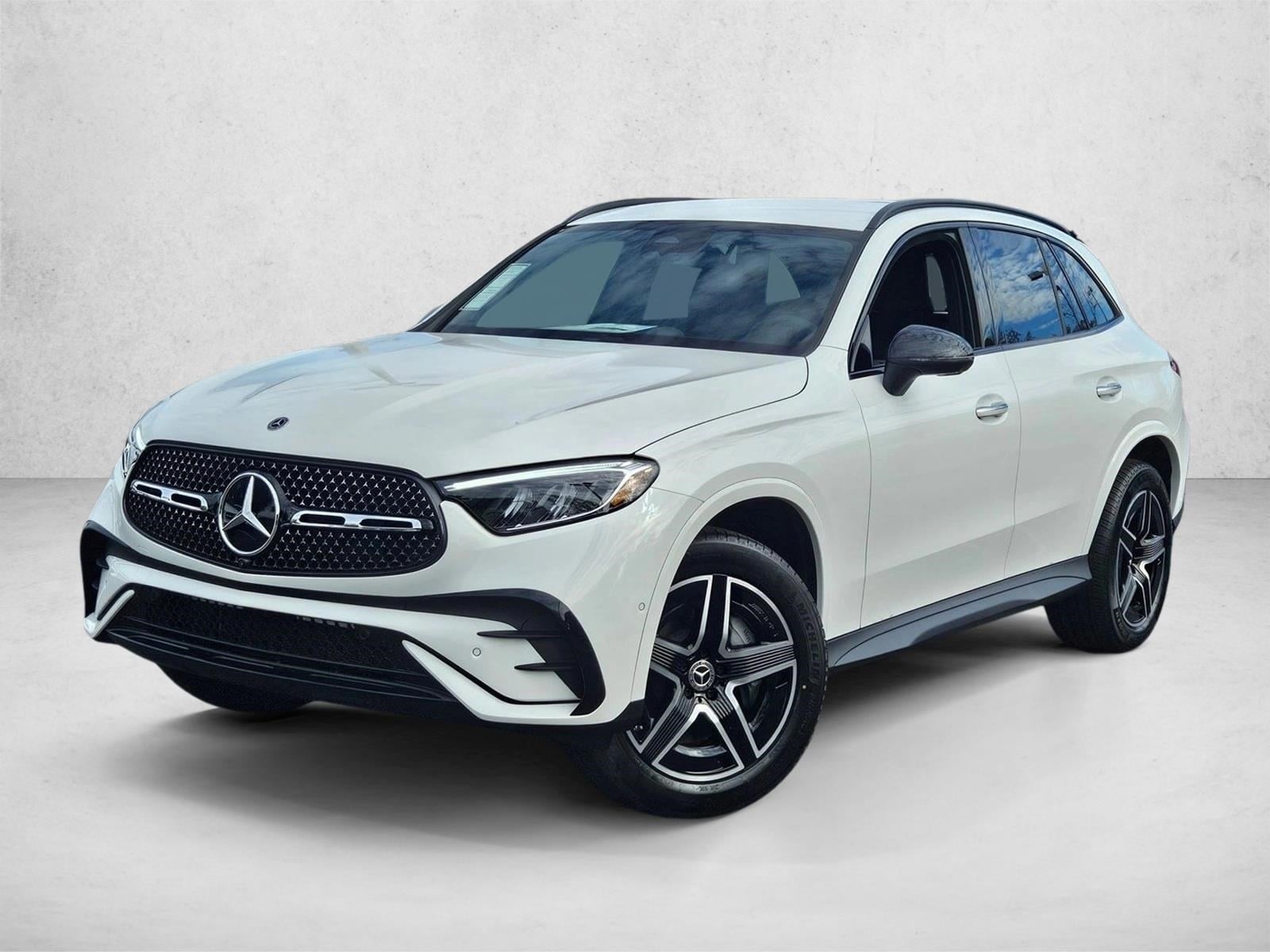 2026 Mercedes-Benz GLC Base's photo