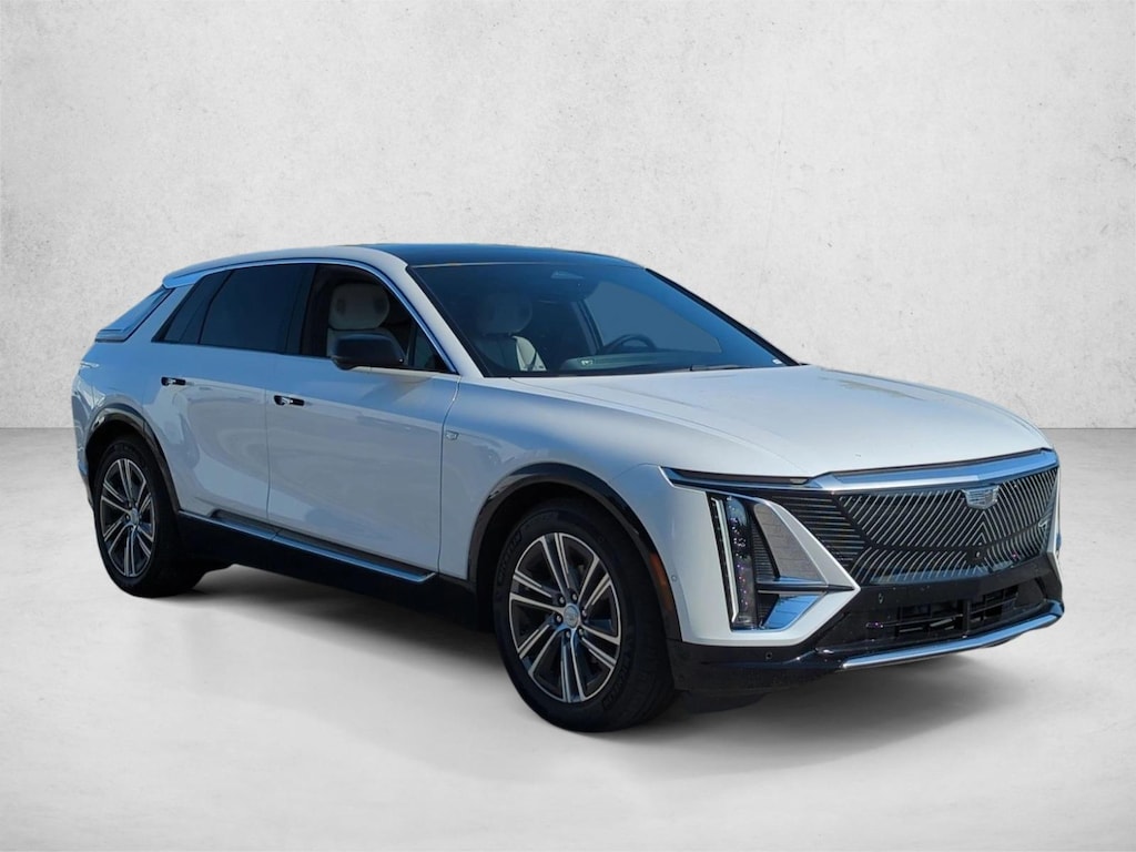 Used 2024 CADILLAC Lyriq Luxury SUV