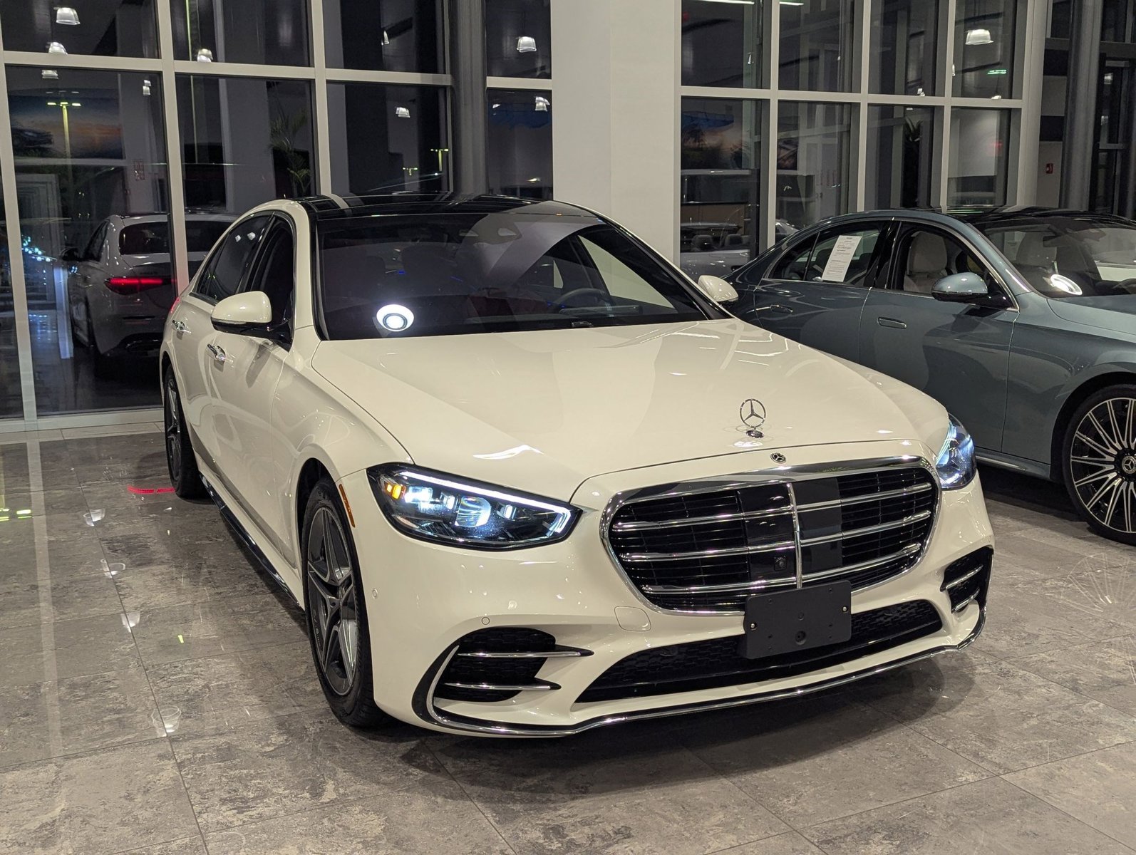 2022 Mercedes Benz S 450 500 4MATIC photo 4