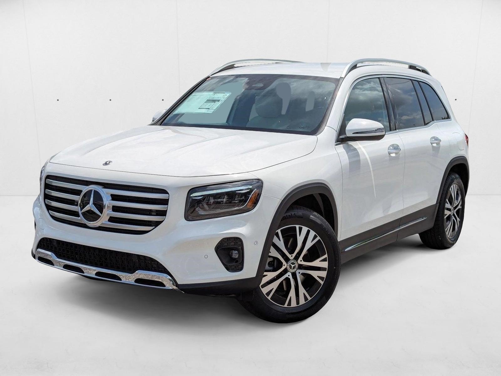 2025 Mercedes-Benz GLB Base's photo