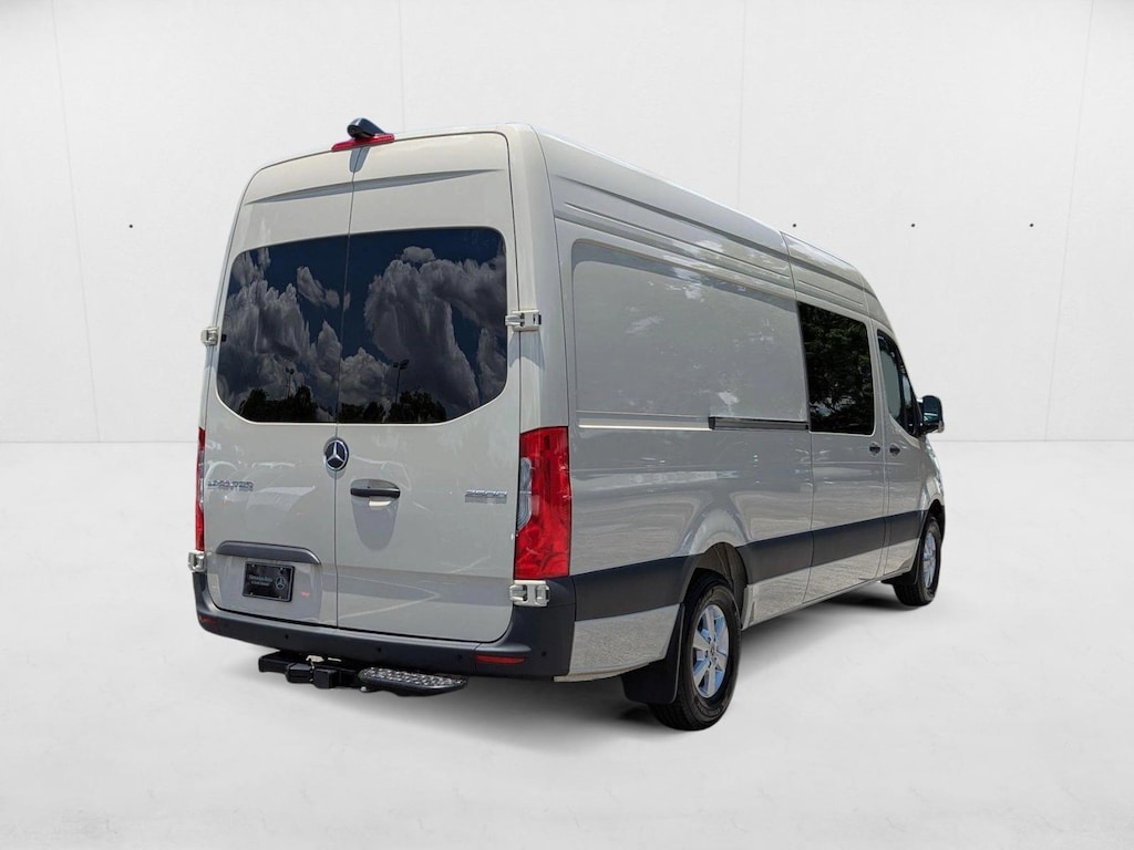 New 2025 Mercedes-Benz Sprinter Crew Van 2500 High Roof I4 Diesel HO 170" RWD Van Crew Van