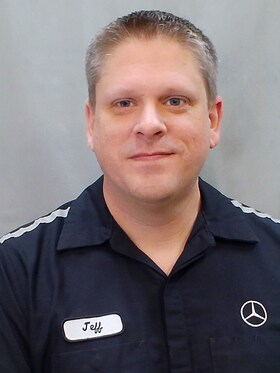 Staff member Jeff Stam from ID_b4e03d43eaf7