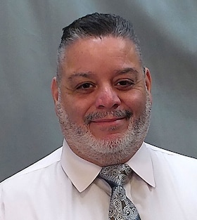 Staff member Jose Burgos from ID_9f92dcd5f68b