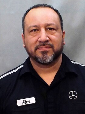 Staff member Alex Guevara from ID_b4e03d43eaf7