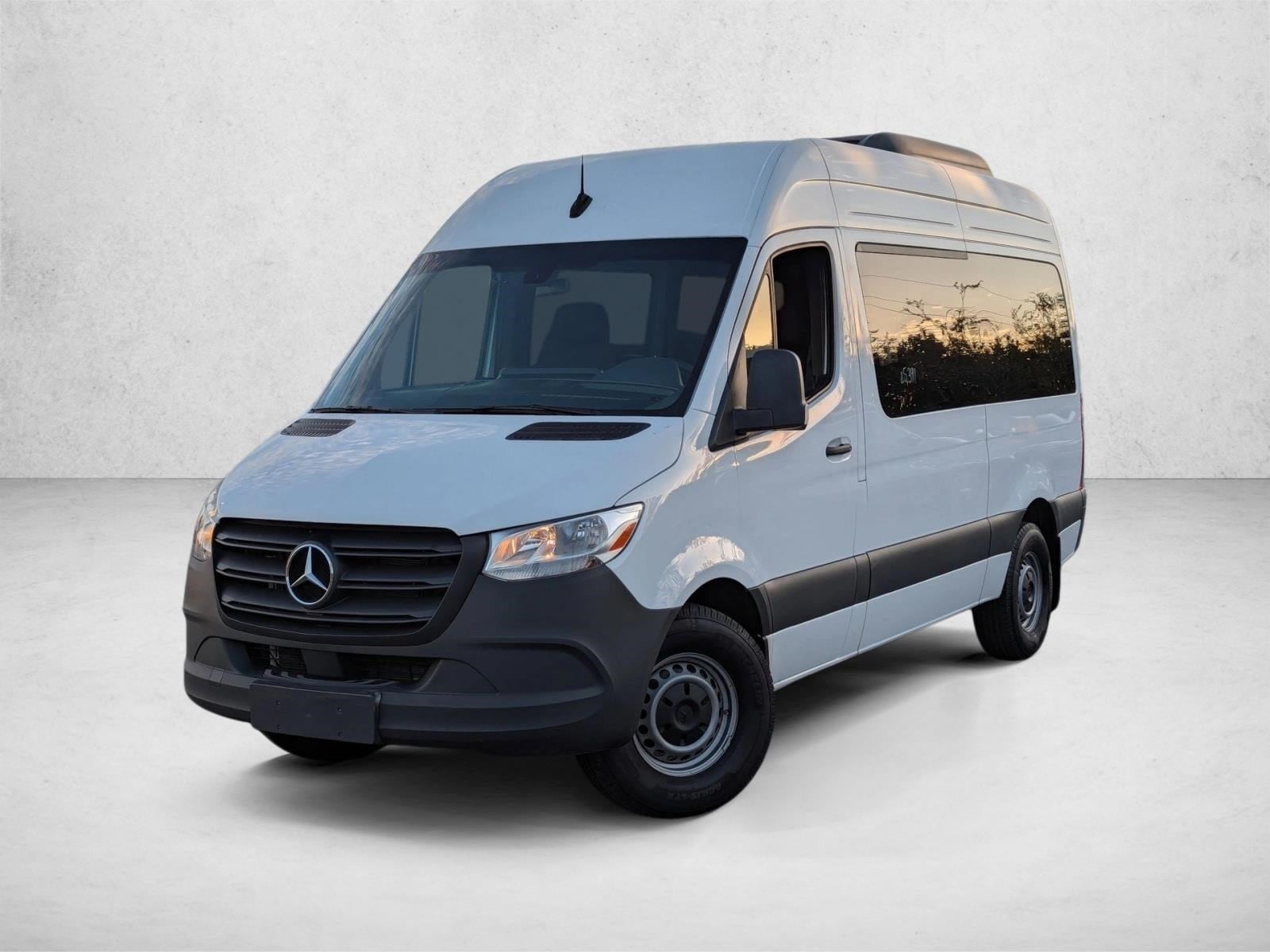 2024 Mercedes-Benz Sprinter Passenger Van Base's photo