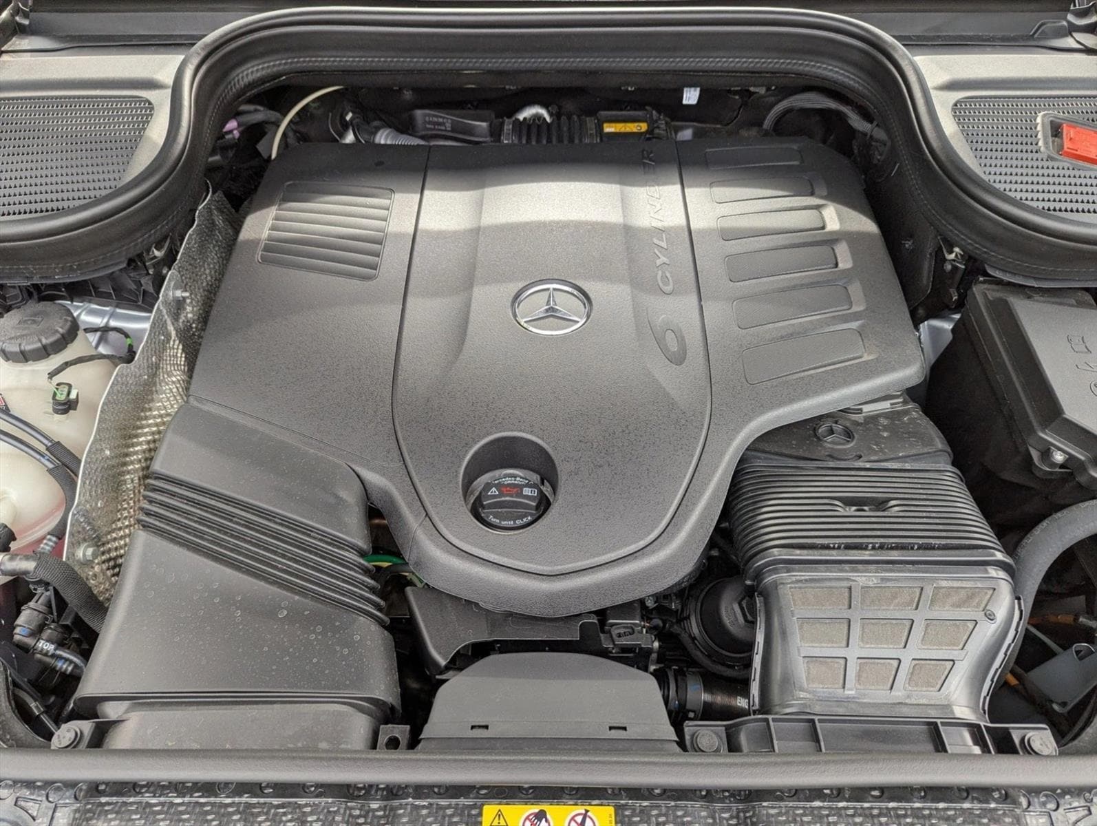 2025 Mercedes-Benz GLS Base - Photo 16