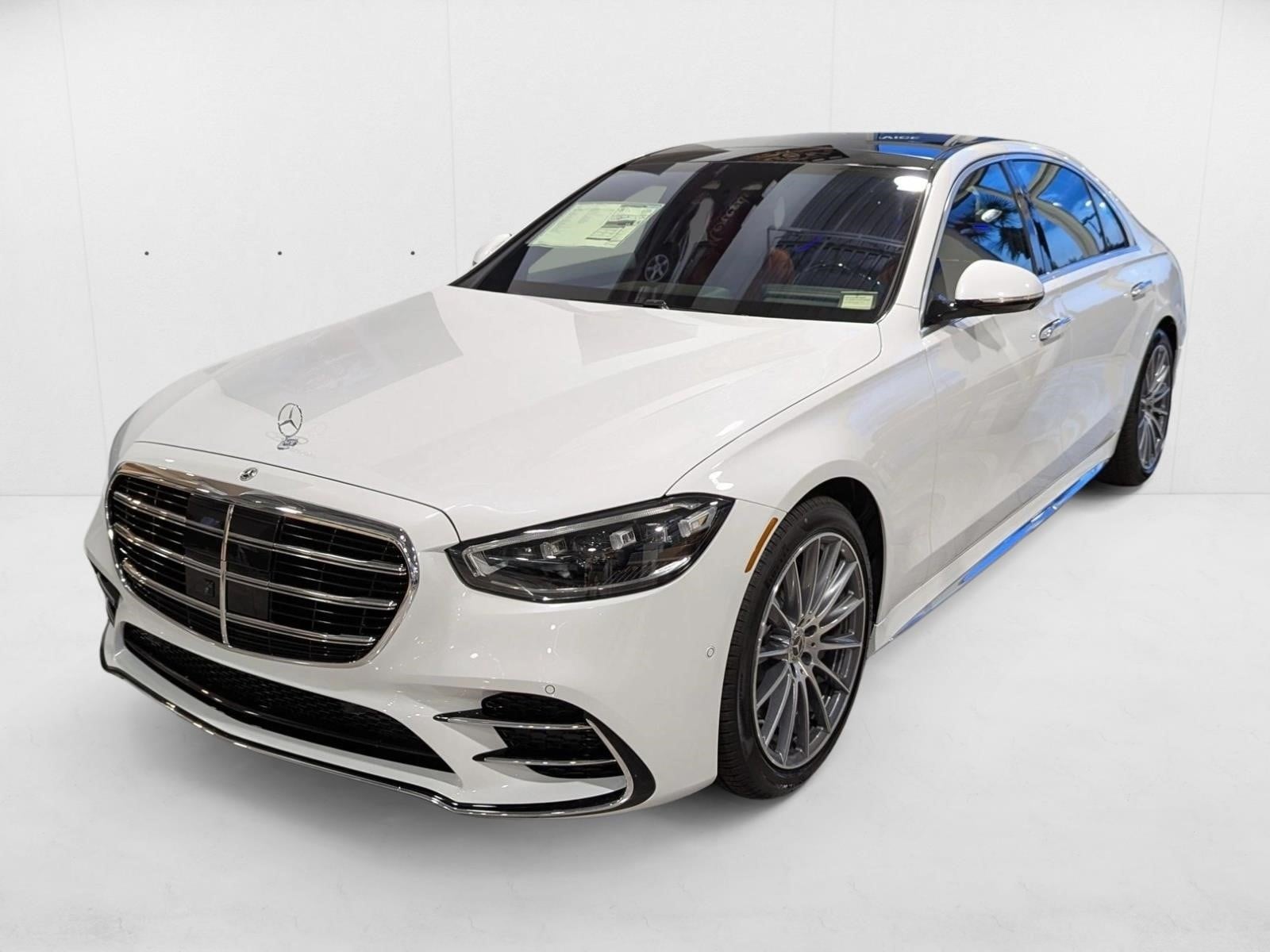 2025 Mercedes-Benz S-Class S 580's photo