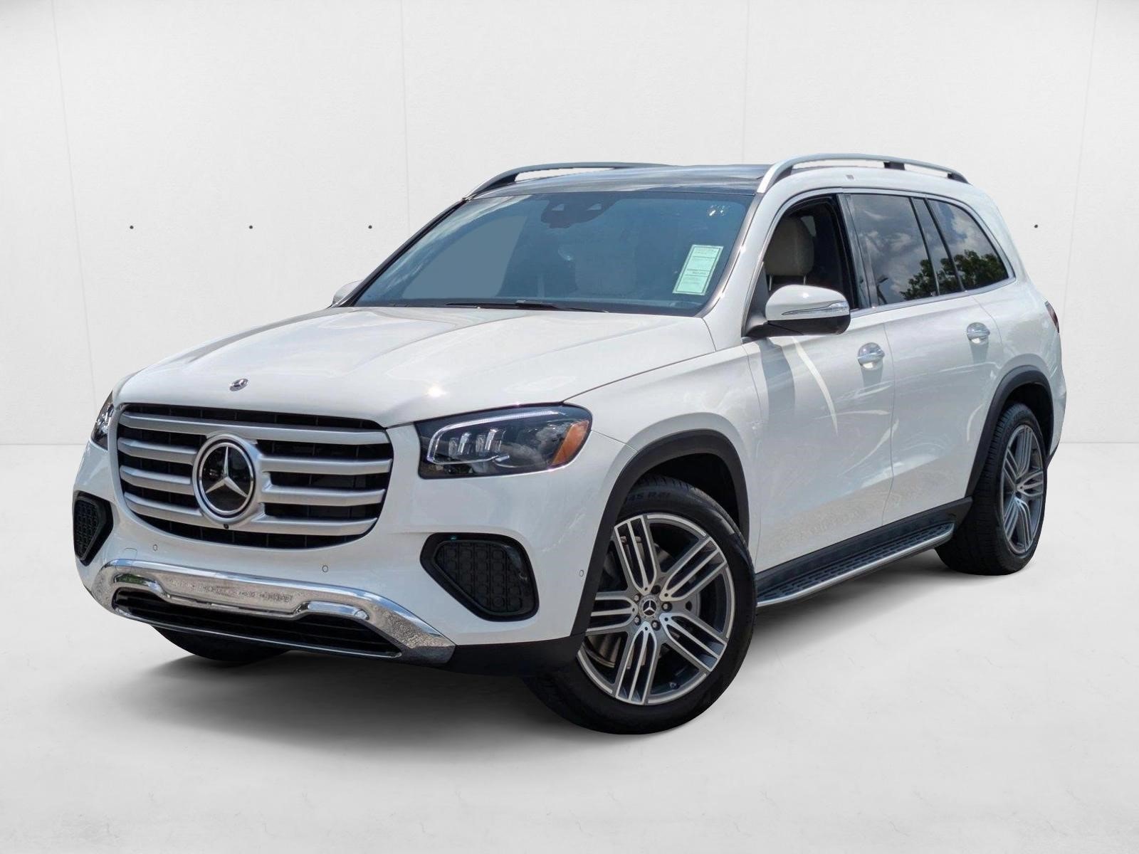 2025 Mercedes-Benz GLS Base's photo