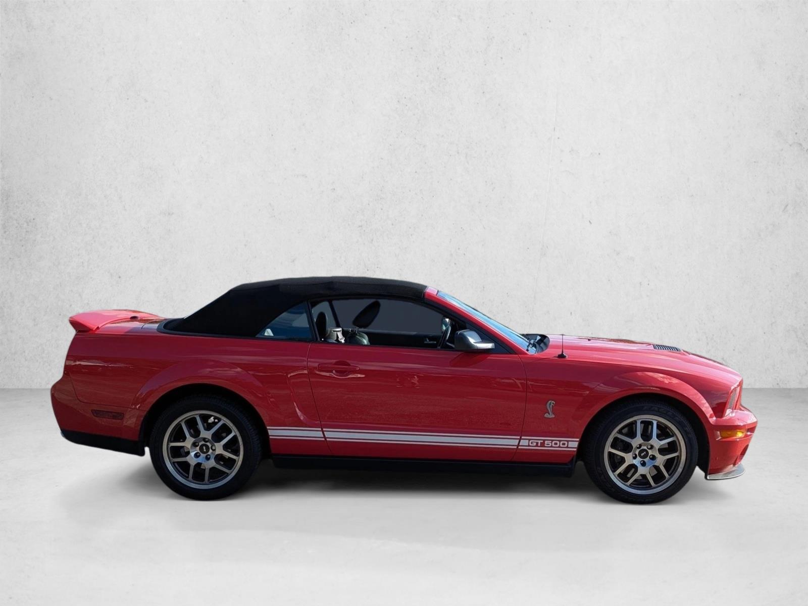 2007 Ford Mustang Base Convertible photo 4