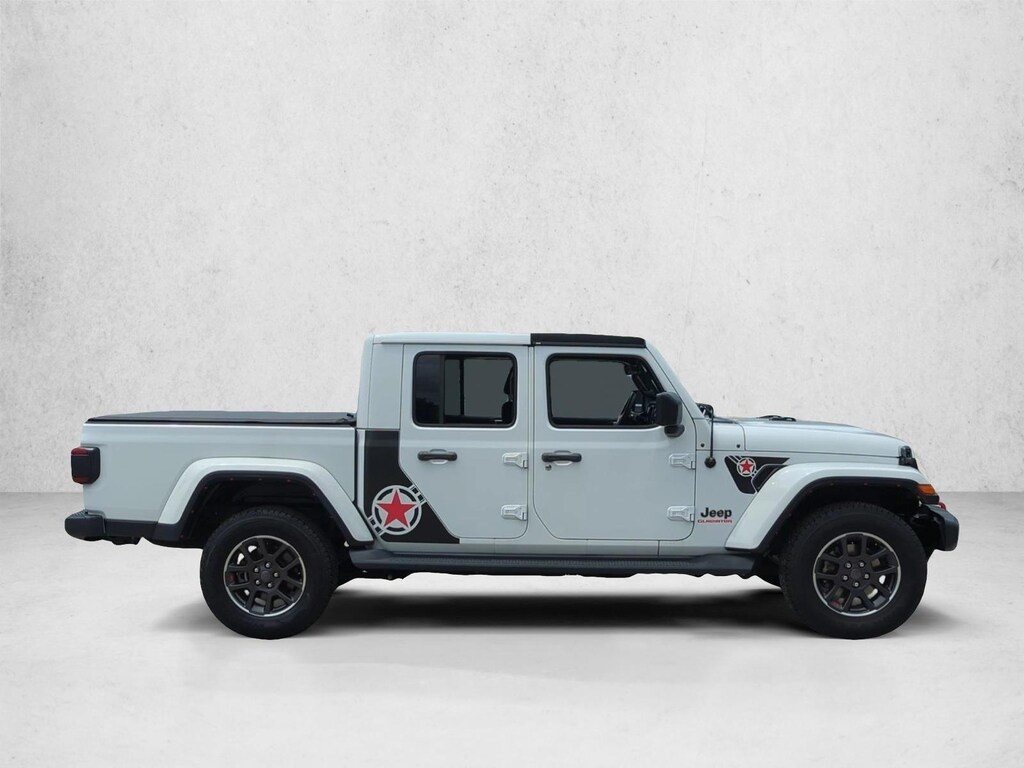 Used 2022 Jeep Gladiator Overland Truck Crew Cab