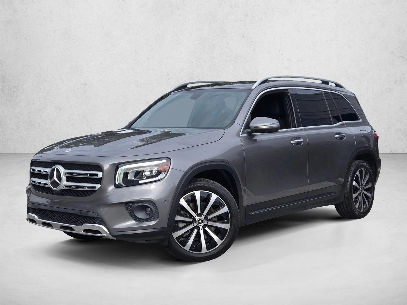 2021 Mercedes-Benz GLB Base's photo