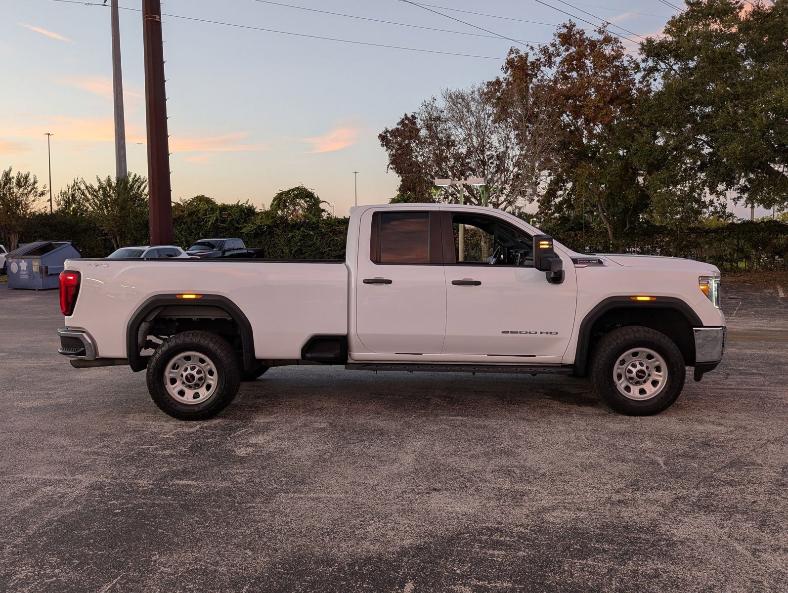 2022 Gmc Sierra Pro photo 4