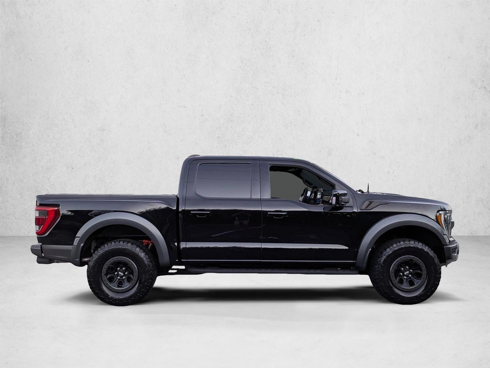 2023 Ford F-150 Raptor photo 4