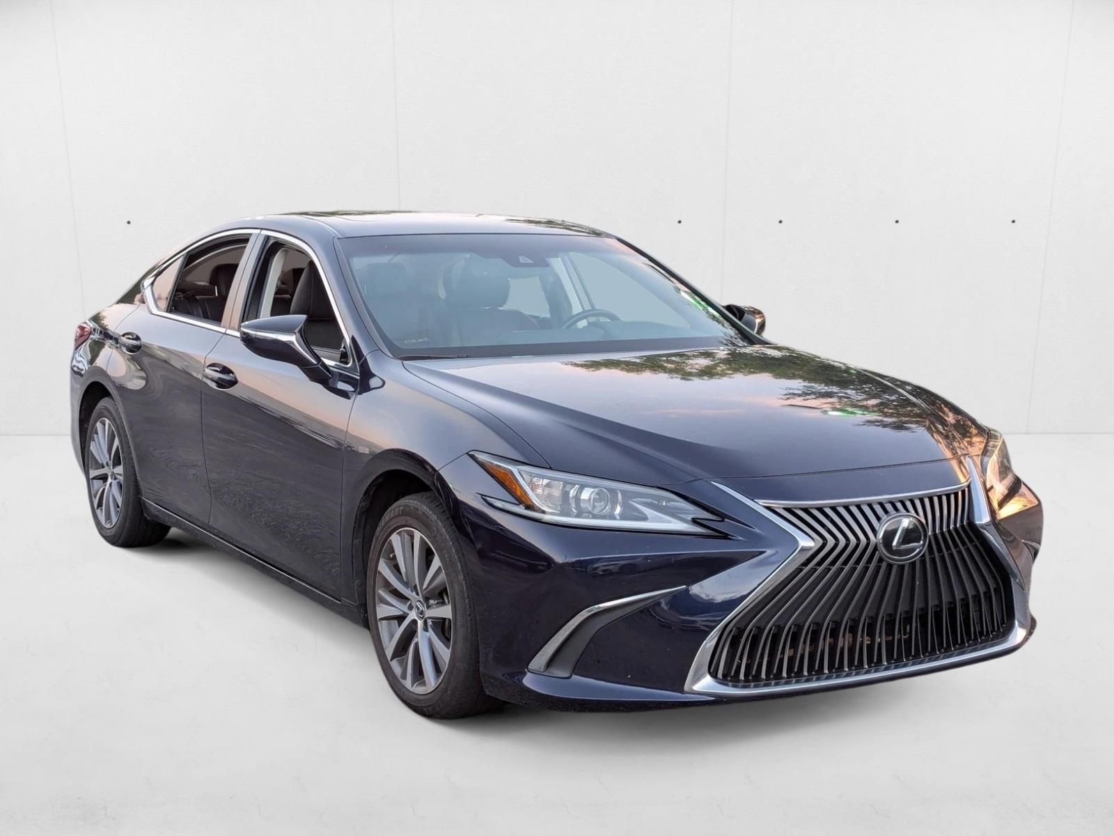 2019 Lexus ES Premium photo 3