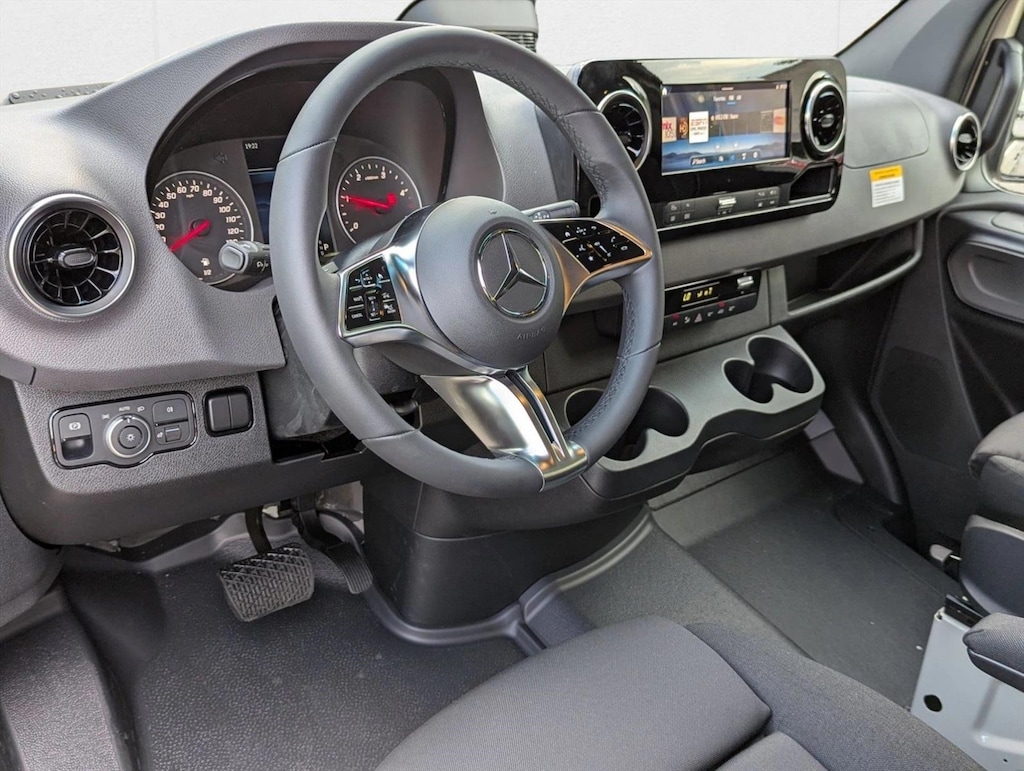 New 2025 Mercedes-Benz Sprinter Crew Van 2500 High Roof I4 Diesel HO 170" RWD Van Crew Van
