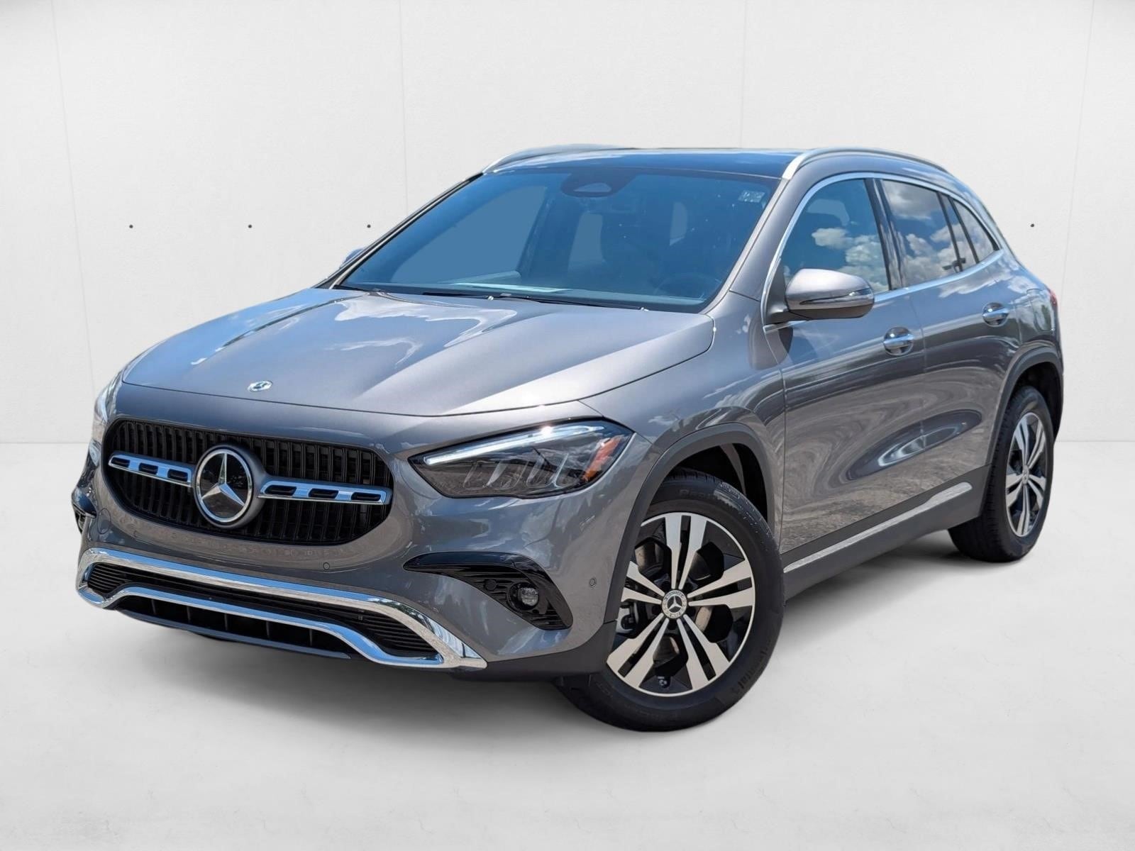 2026 Mercedes-Benz GLA GLA 250's photo