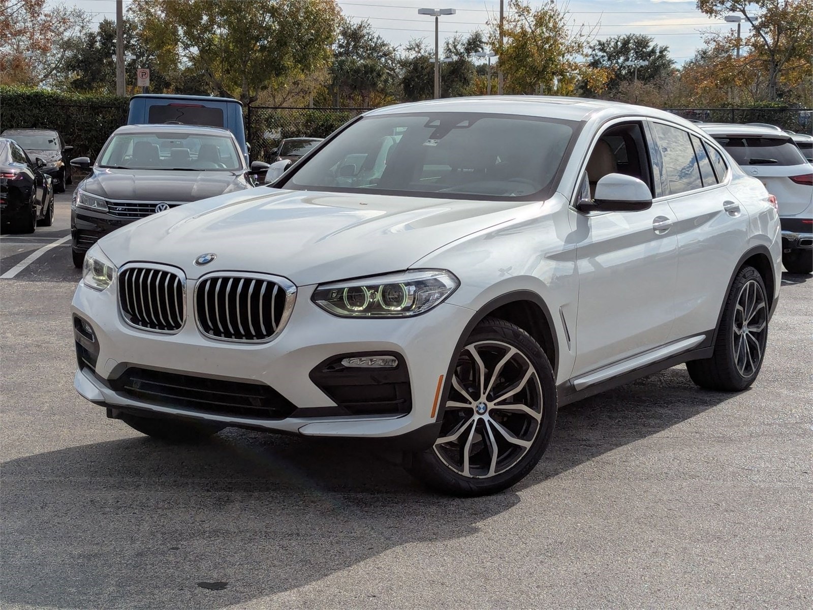 2019 BMW X4 xDrive30i's photo