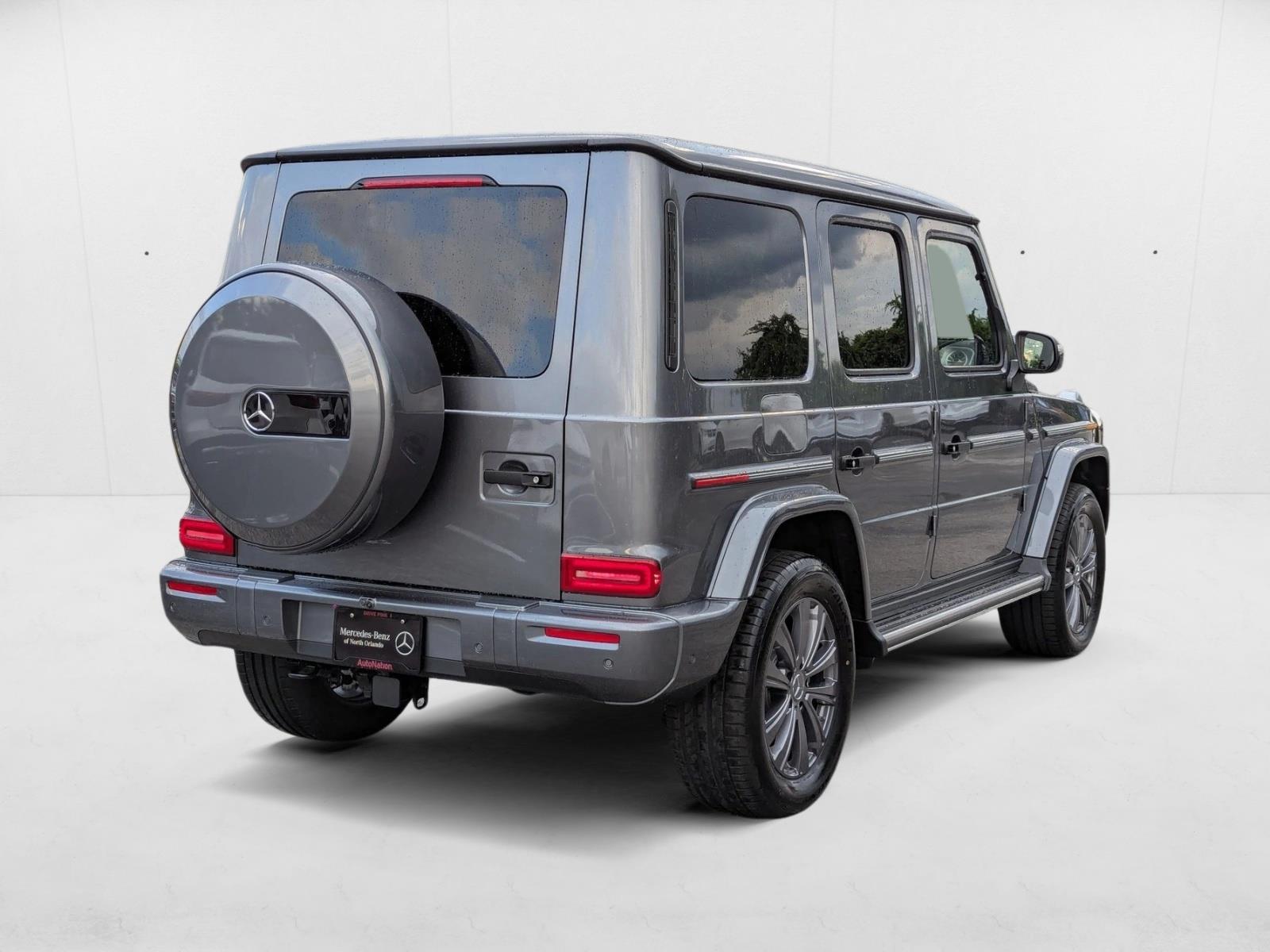 2025 Mercedes Benz G 550 photo 2