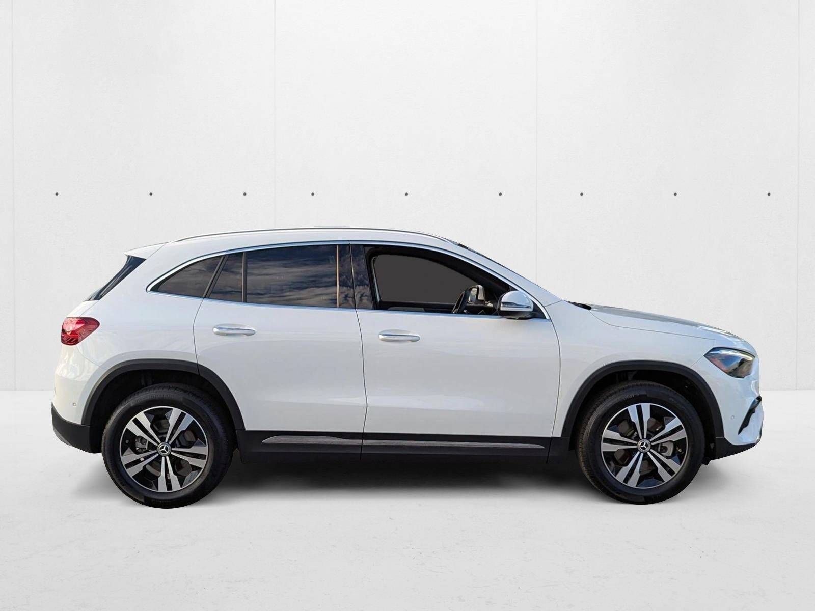 2025 Mercedes Benz GLA 250 photo 4