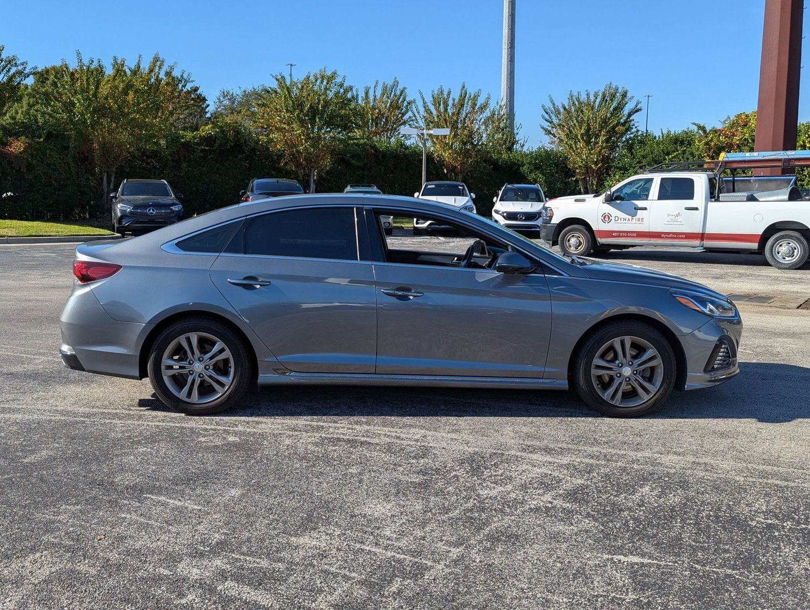 2018 Hyundai Sonata Sport photo 3