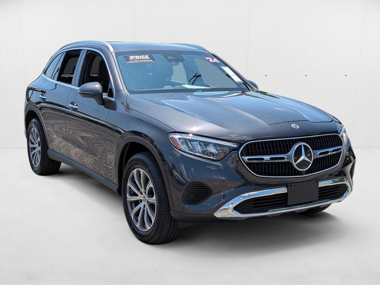 2024 Mercedes Benz GLC 4MATIC photo 3