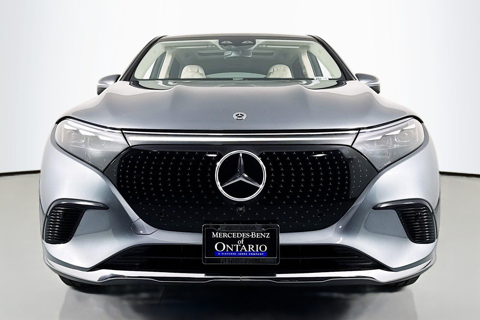 2023 Mercedes Benz EQS SUV 450 photo 2