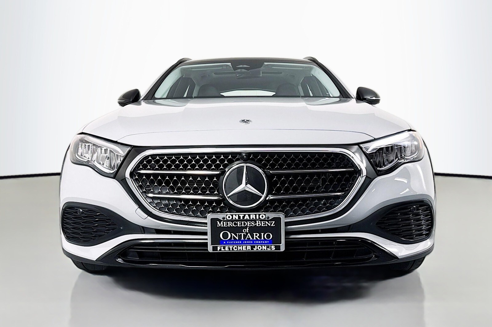 2025 Mercedes Benz E 450 4MATIC All-Terrain photo 2