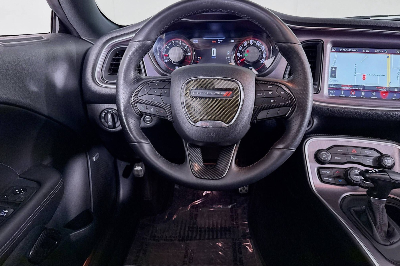 2018 Dodge Challenger SXT Plus photo 4