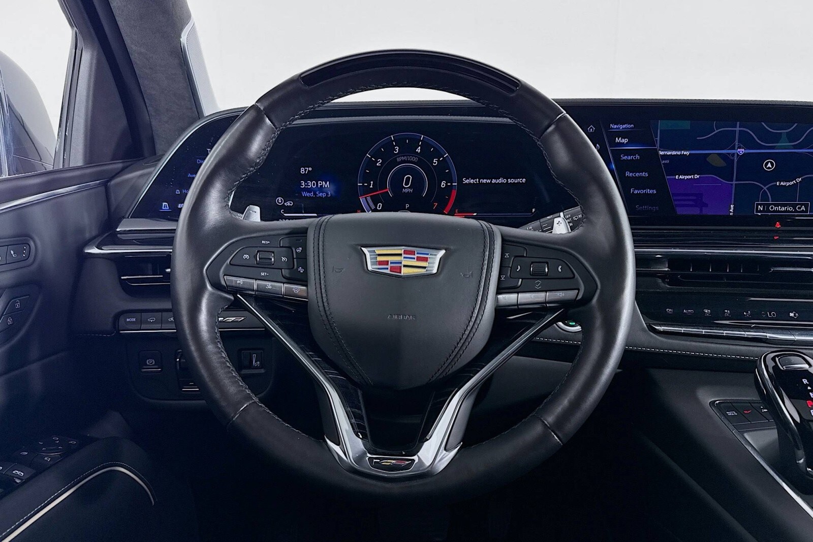 2023 Cadillac Escalade V-Series photo 4