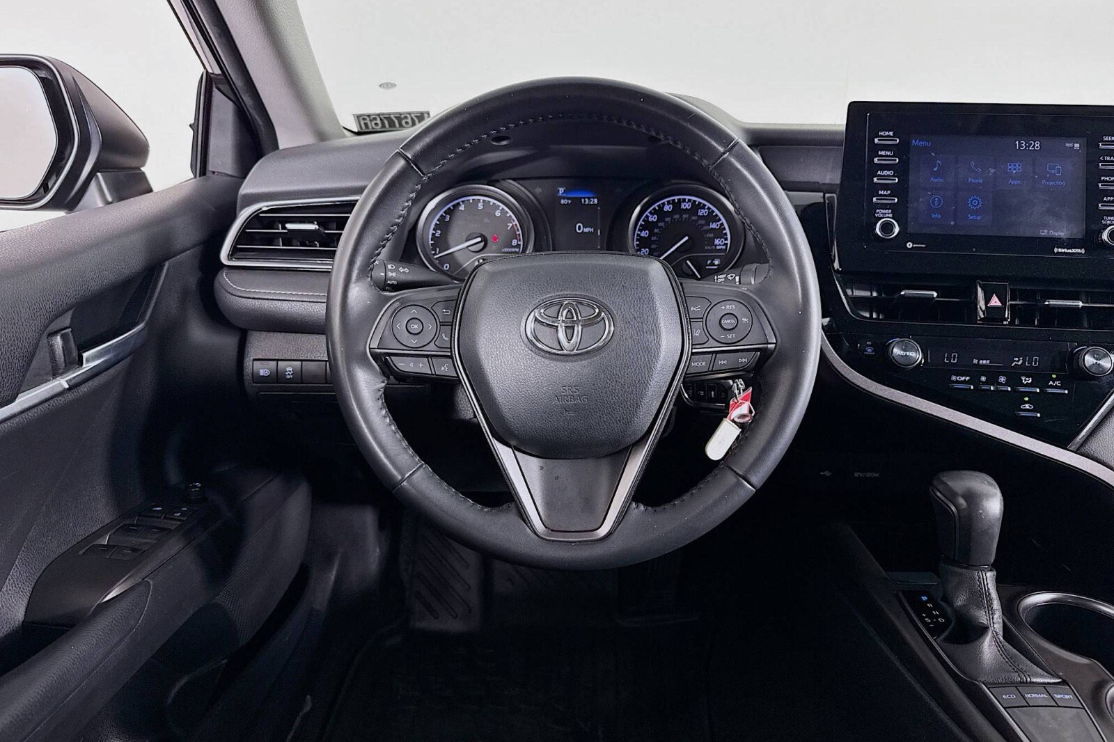 2023 Toyota Camry SE photo 2