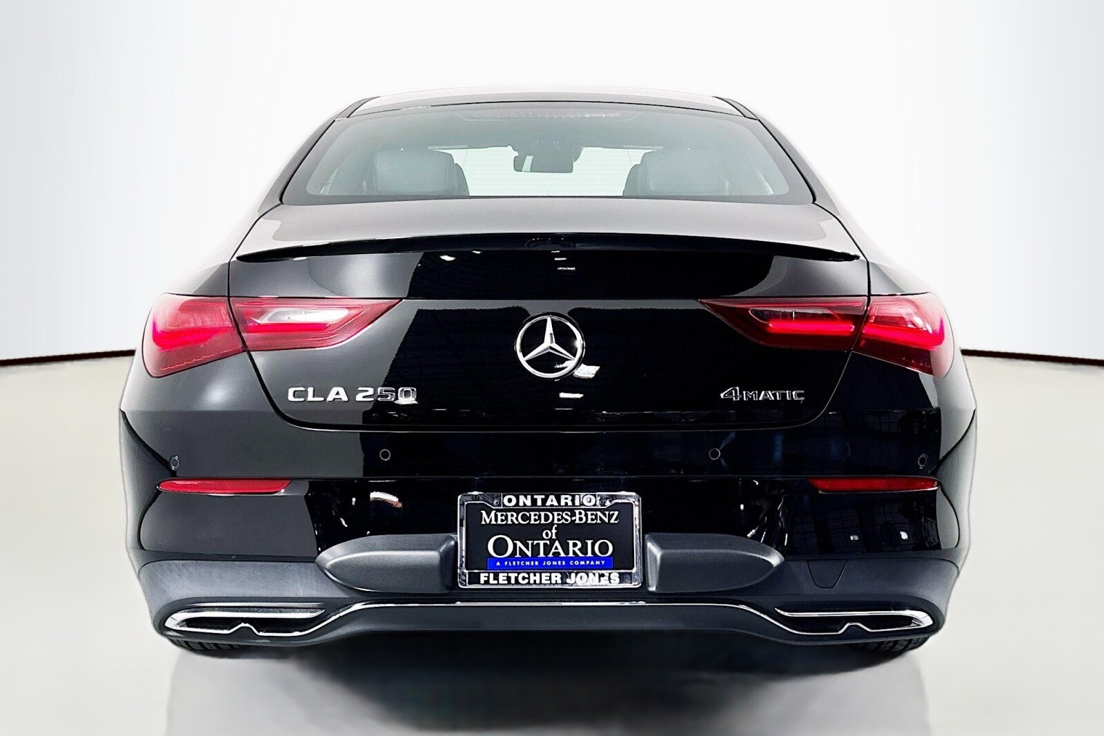 2025 Mercedes Benz CLA 250 4MATIC photo 3