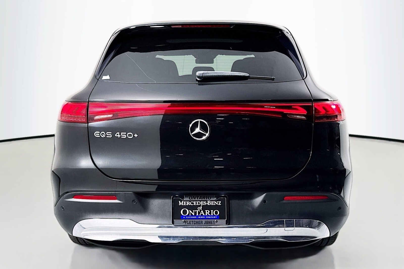 2023 Mercedes Benz EQS SUV 450 photo 2