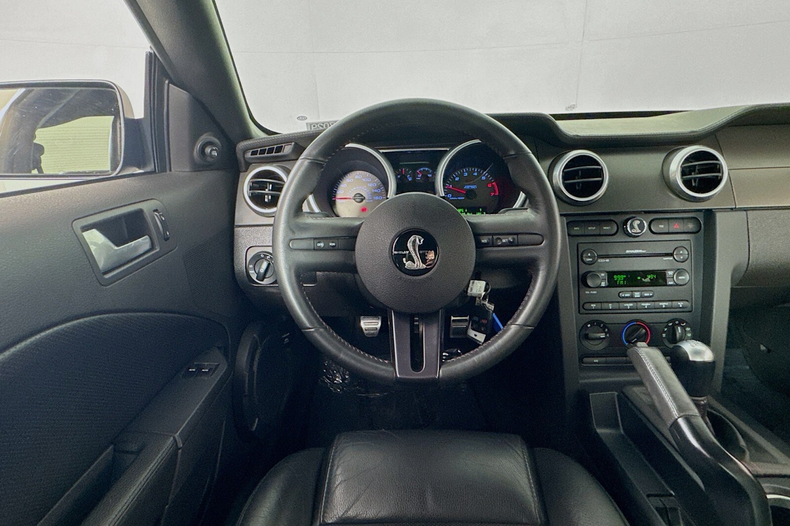 2007 Ford Mustang Shelby GT500 photo 2