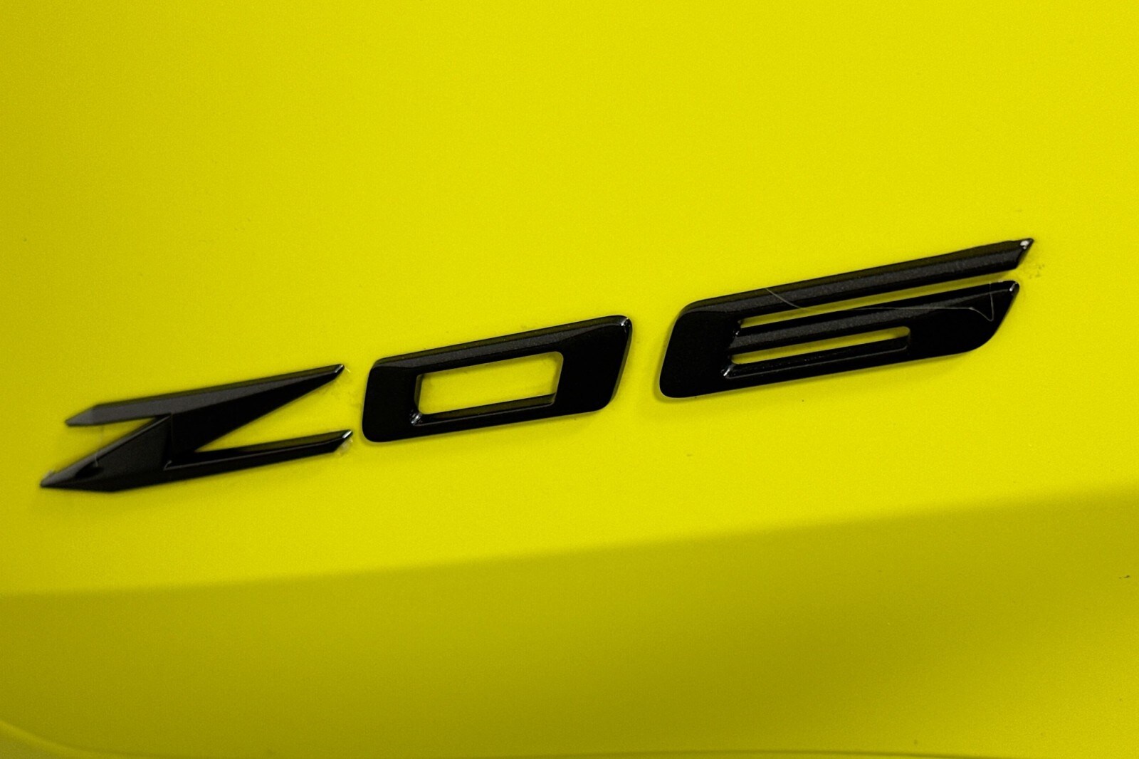 2023 Chevrolet Corvette 2LZ Z06 photo 2