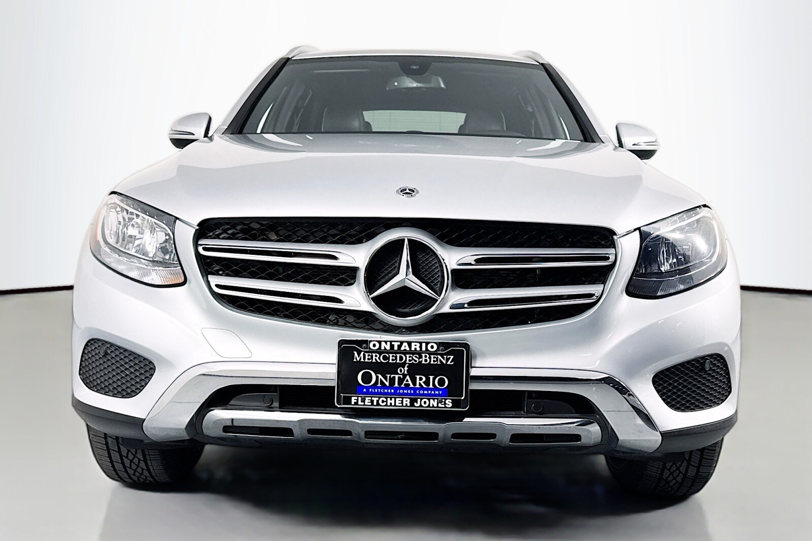 2018 Mercedes Benz GLC 300 photo 2