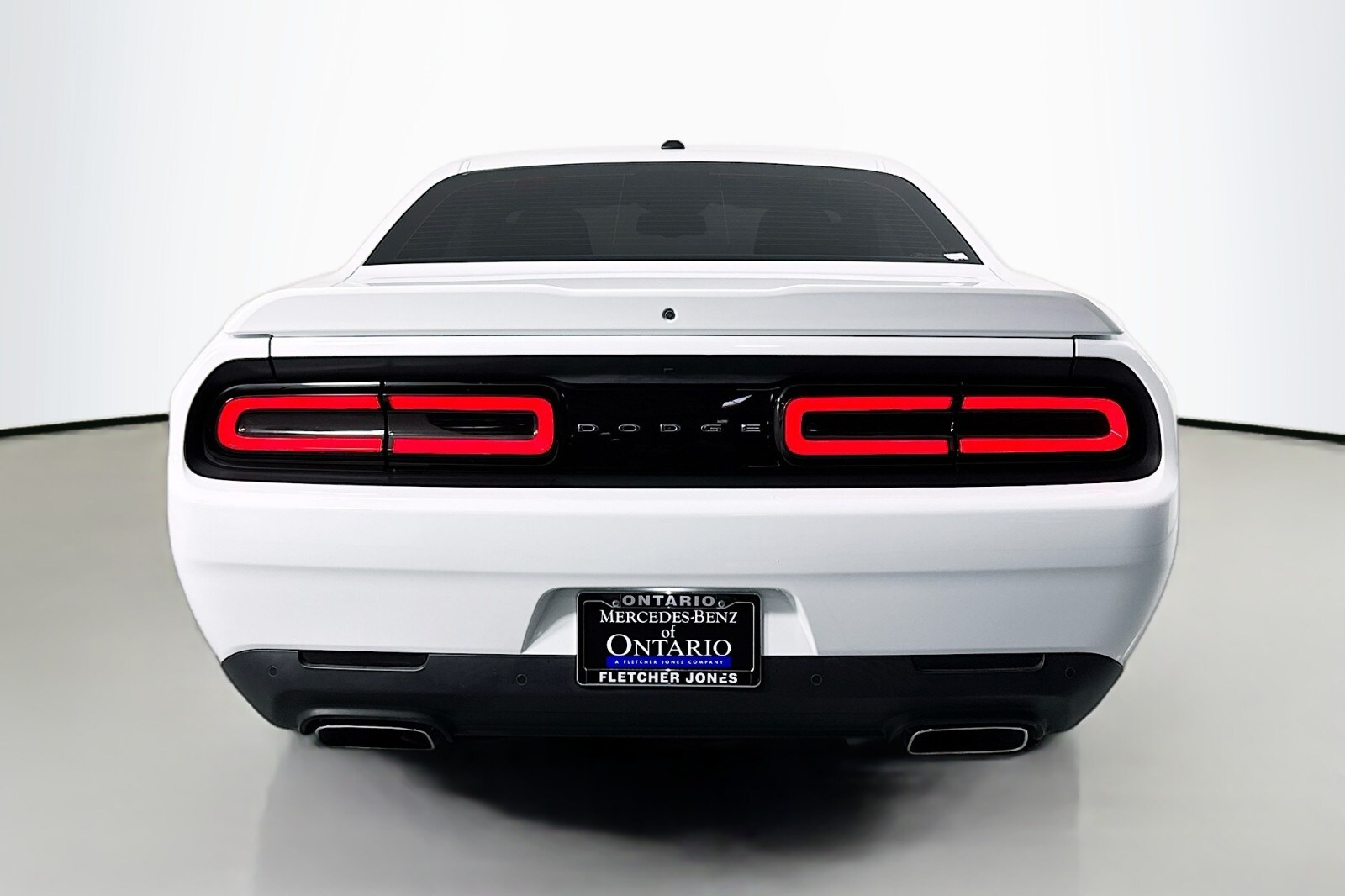 2022 Dodge Challenger R/T photo 3