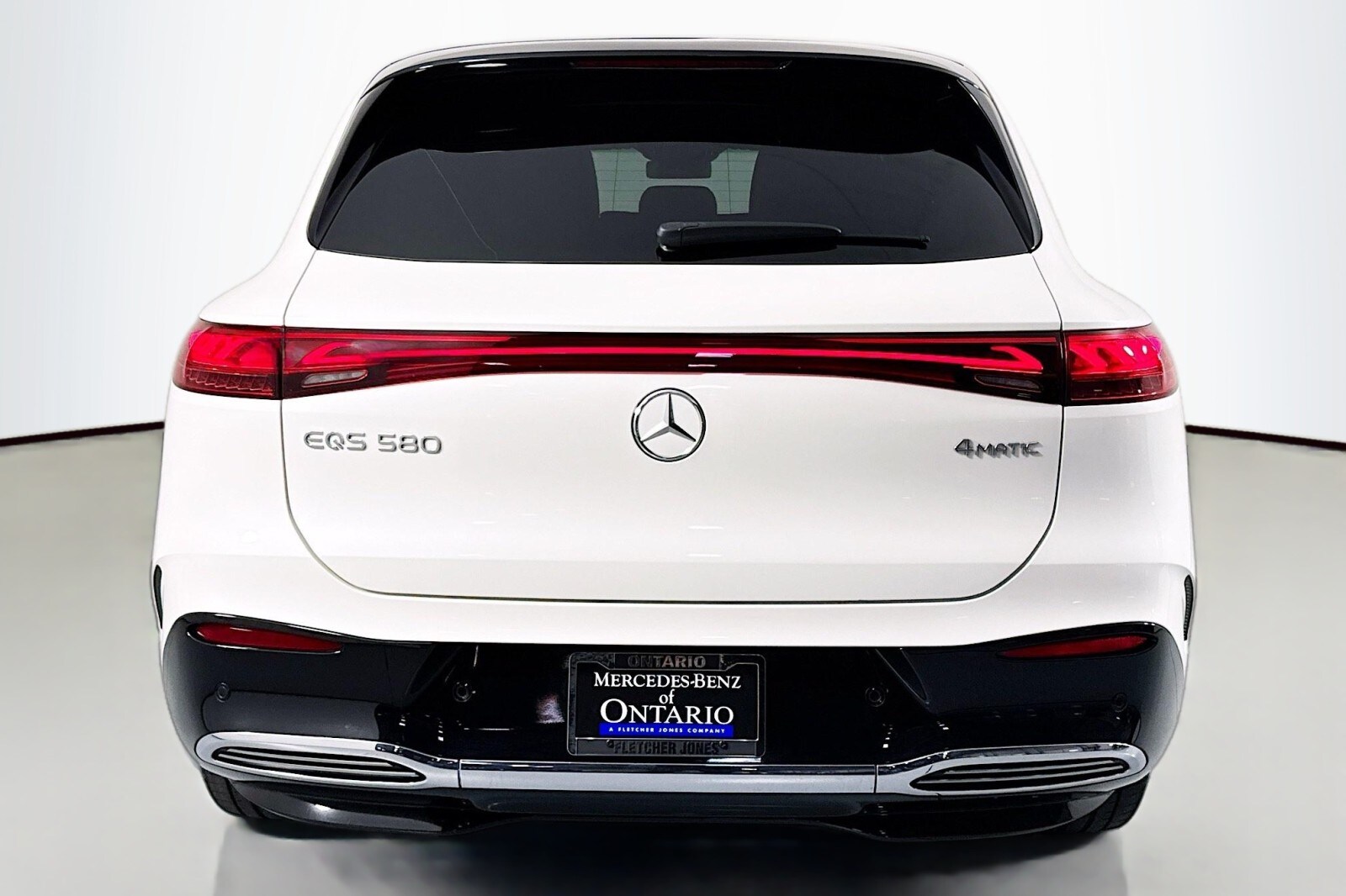 2023 Mercedes Benz EQS SUV 580 4MATIC photo 3