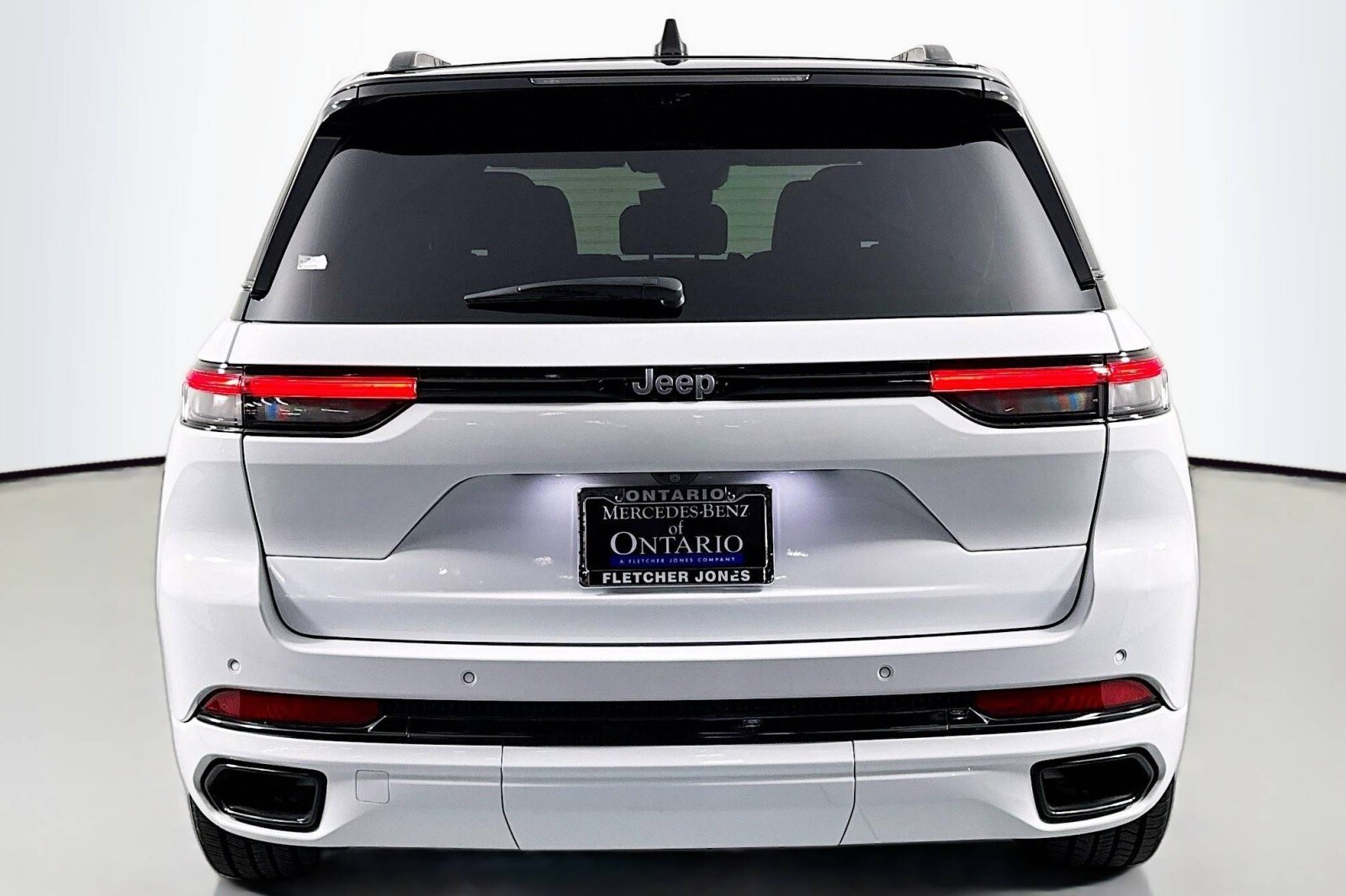 2022 Jeep Cherokee photo 3