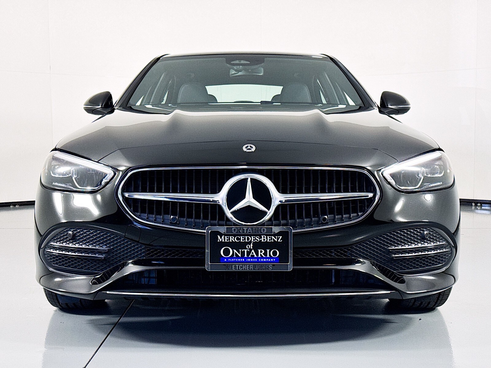 2025 Mercedes Benz C 300 photo 2