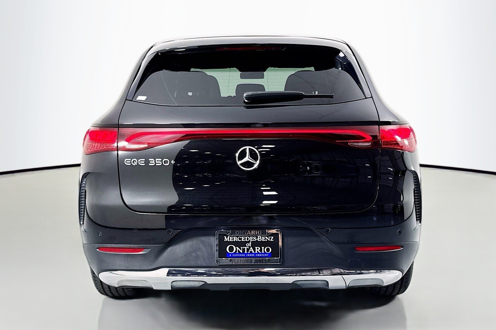 2023 Mercedes Benz EQE SUV 350 photo 3