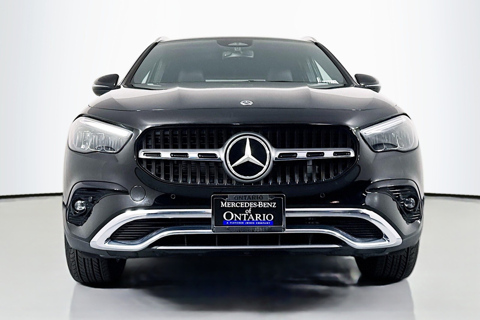 2025 Mercedes Benz GLA 250 photo 2