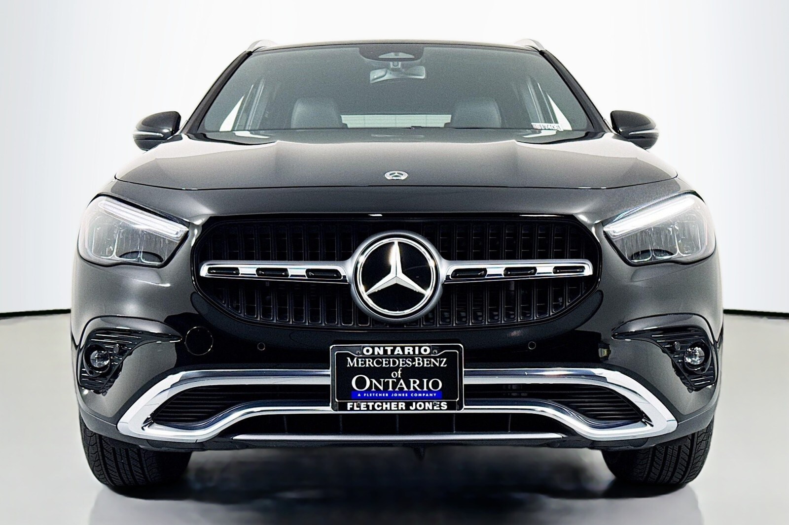 2025 Mercedes Benz GLA 250 photo 2