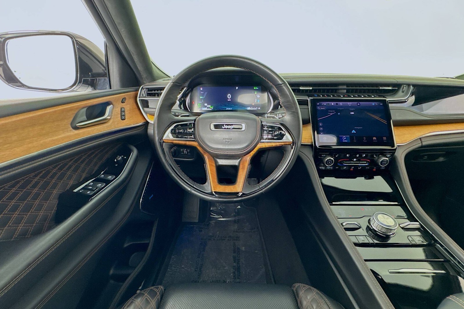 2022 Jeep Cherokee photo 4