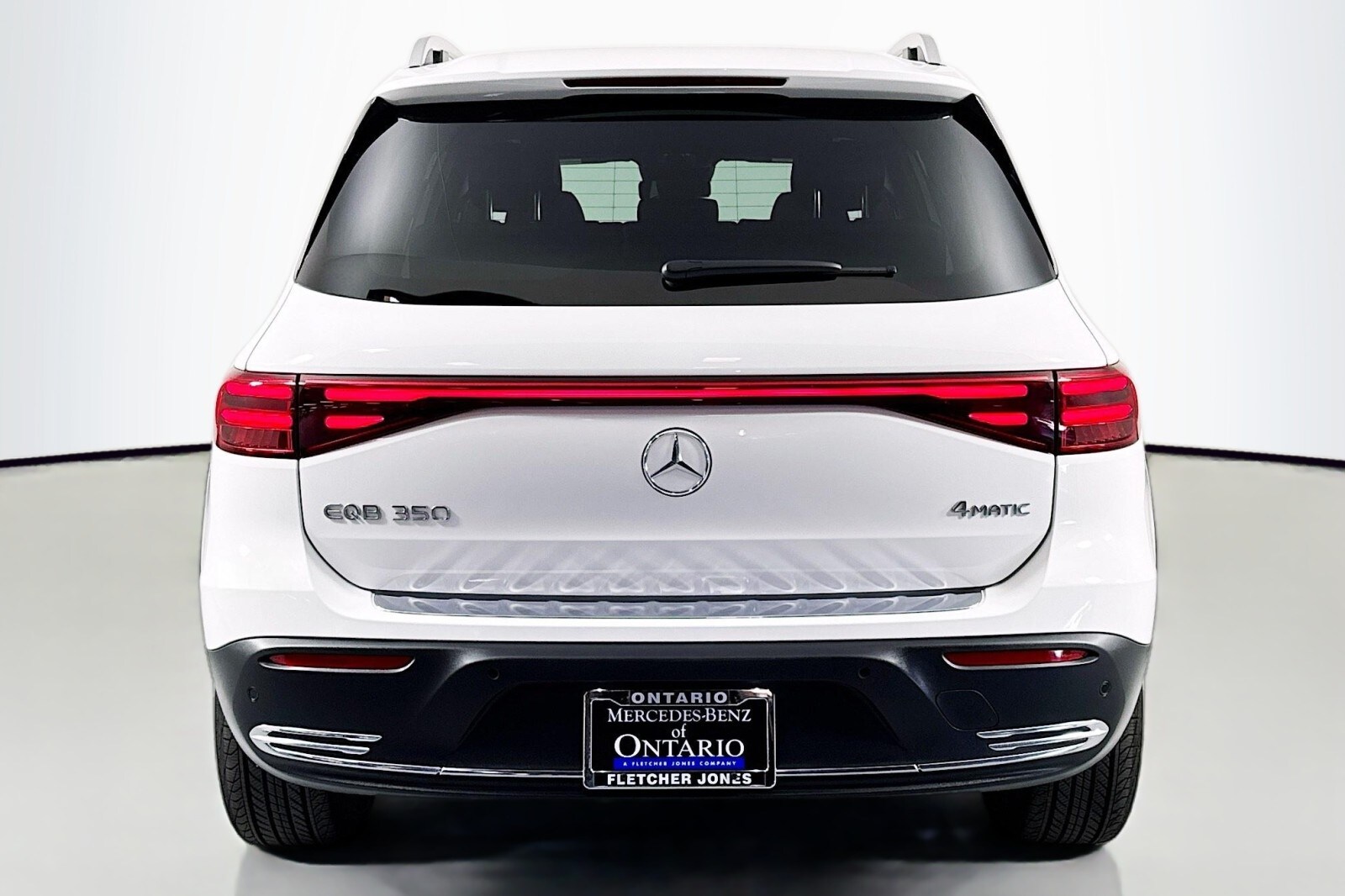 2024 Mercedes Benz EQB 350 photo 3