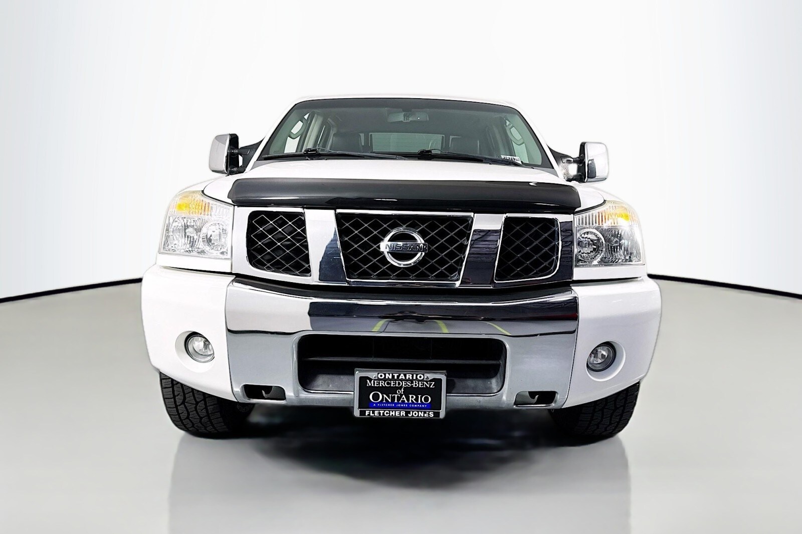 2006 Nissan Titan LE photo 2